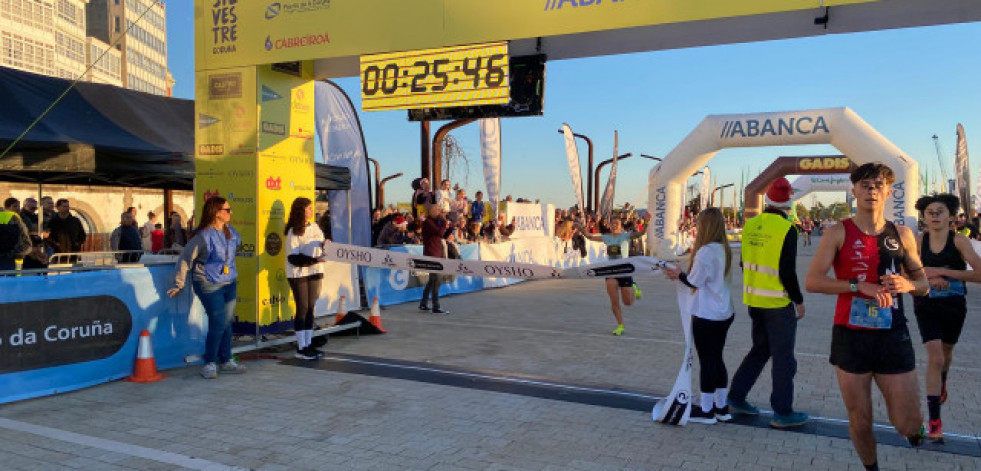 Anxo Castro e Irene Lorenzo, ganadores de la San Silvestre Coruña