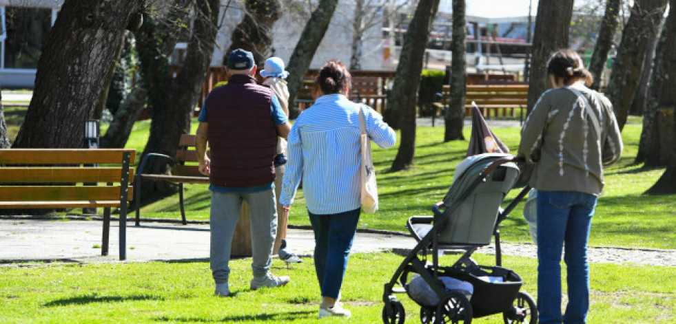 La Xunta amplía el crédito del Bono Concilia Familia para llegar a 14.800 familias