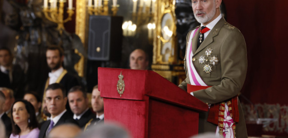 El Rey ensalza la labor de las Fuerzas Armadas en la dana