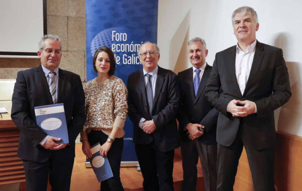El Foro Económico aprecia datos 