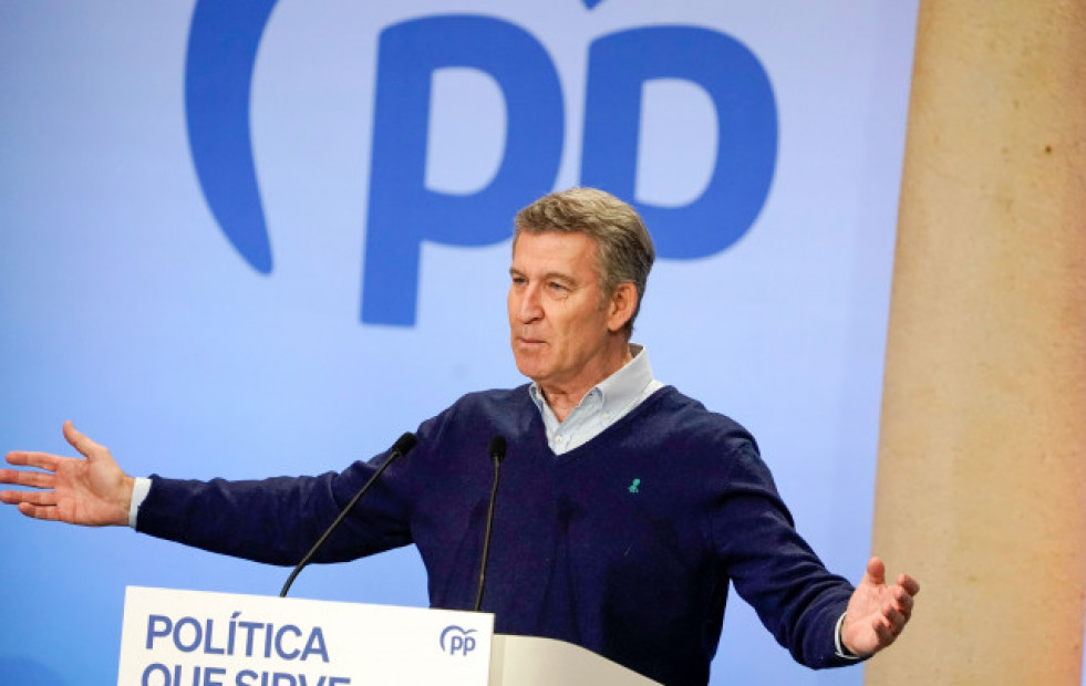Feijóo renueva su compromiso tras tres años y dice que no parará hasta llegar a la Moncloa