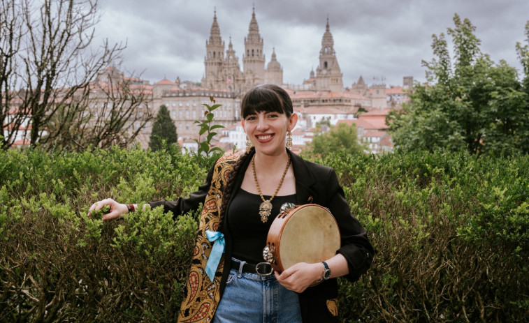 Eva Fernández, a xornalista que fixo do folclore galego o seu estilo de vida