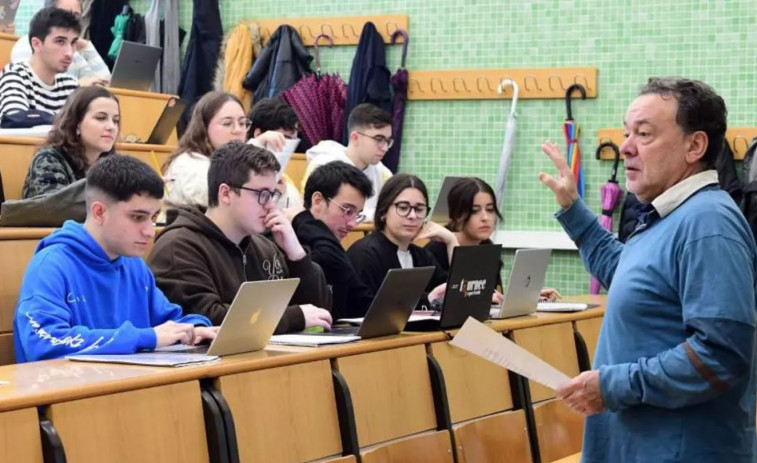 El profesorado ayudante de la USC denuncia precariedad laboral: 