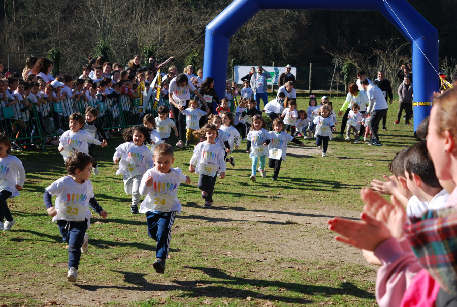 O CEIP de Barouta celebra a IX edición de “Móvome pola paz” cunha chamada á solidariedade