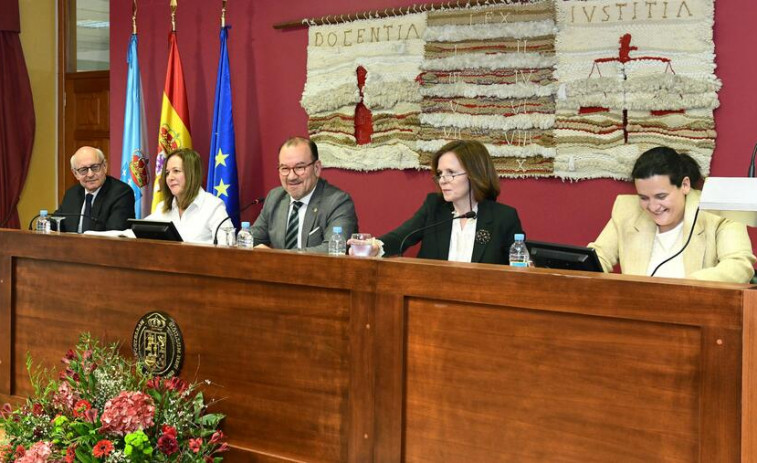 La Facultad de Derecho celebra a su patrón con la primera presidenta del Tribunal Europeo de Derechos Humanos