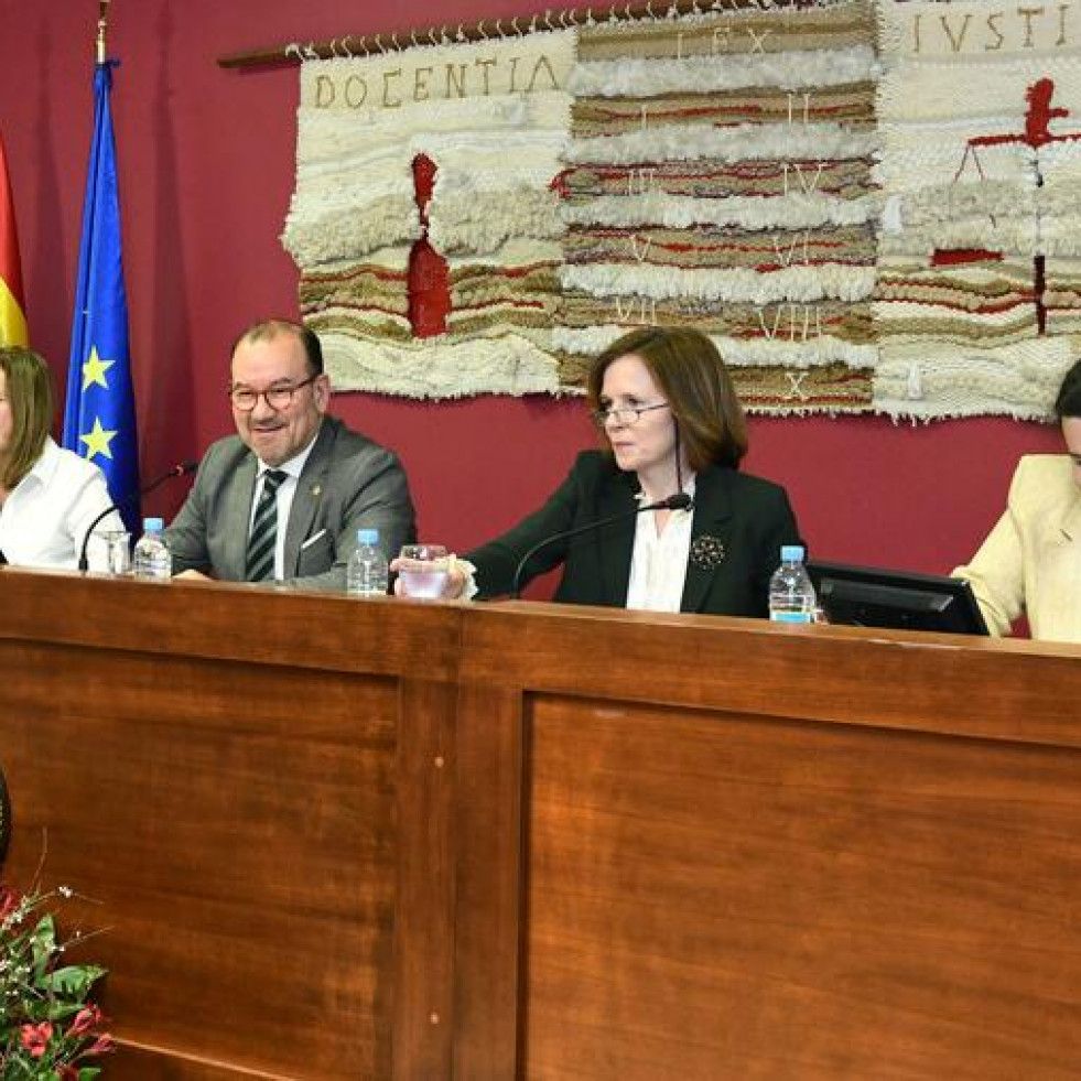 La Facultad de Derecho celebra a su patrón con la primera presidenta del Tribunal Europeo de Derechos Humanos