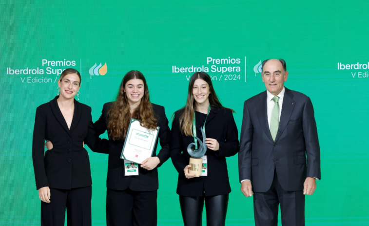 La Escola de Judo de Rois gana un importante premio nacional por fomentar el deporte entre mujeres del ámbito rural