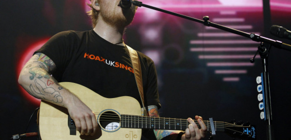 La policía india echa a Ed Sheeran de un concierto callejero improvisado