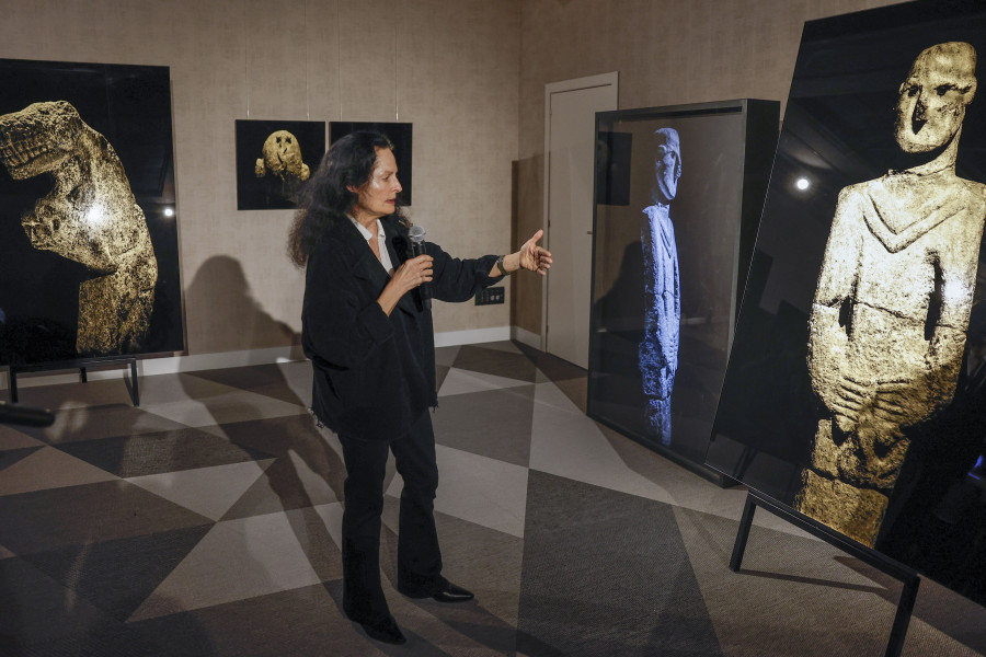 Santiago acoge la exposición fotográfica 'Antes del tiempo' de Isabel Muñoz sobre el primer templo de la humanidad