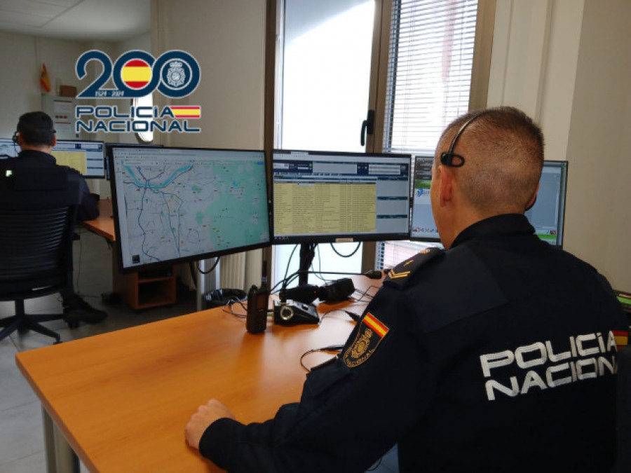 La Policía detiene a 16 personas por la estafa del ‘falso sicario’, con arrestos en Compostela