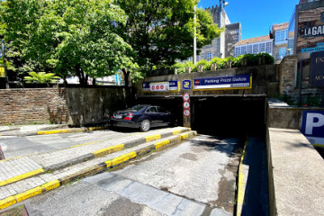 Parking de la Plaza de Galicia