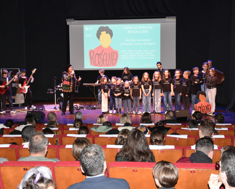 Ames homenaxea a Rosalía de Castro nunha gala protagonizada polo alumnado dos centros educativos (6)