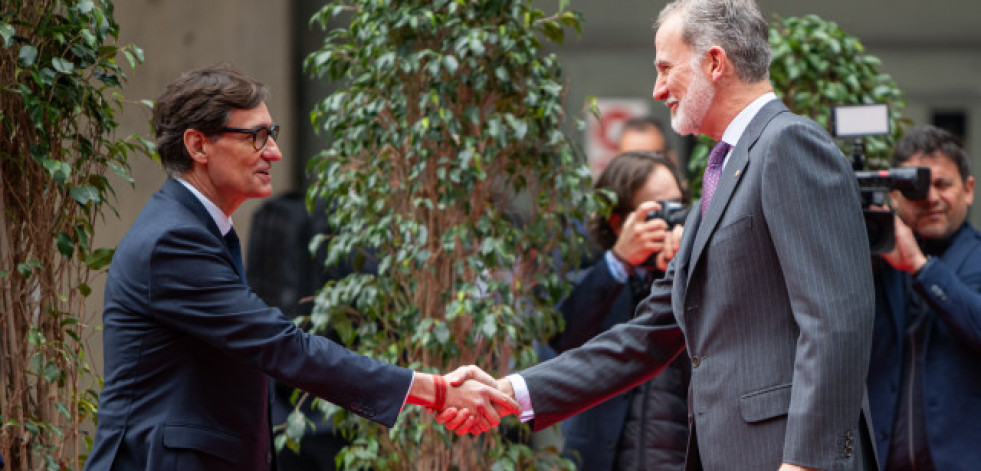 Salvador Illa recibe a Felipe VI en el Mobile World Congress, algo que no ocurría desde 2017