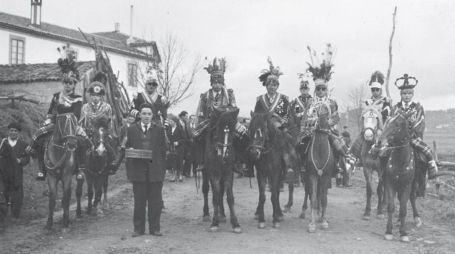 La historia del Entroido compostelano: Una fiesta con más de 200 años de tradición | Origen del Meco y de los Xenerais da Ulla