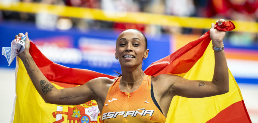 Ana Peleteiro se corona como la indiscutible 'reina' europea del triple salto