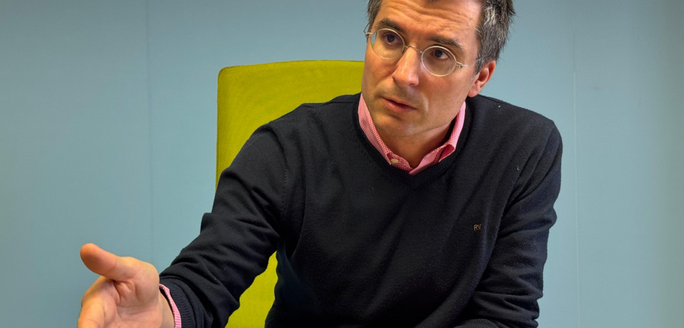 Borja Verea acusa al gobierno local de inacción ante la proliferación de viviendas turísticas ilegales en Santiago