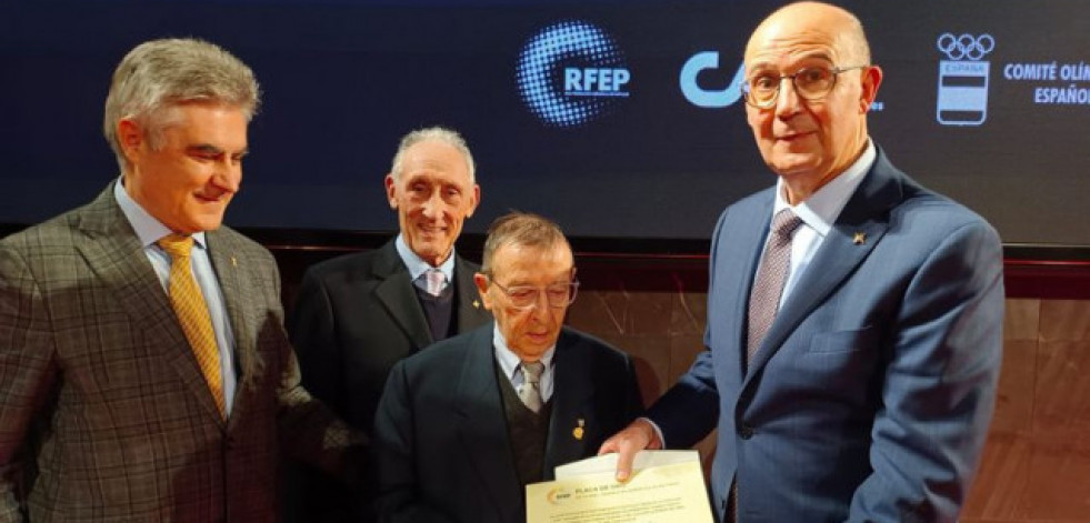 Fallece el Padre Alejandro, emblema del Dominicos y gran impulsor del hockey en A Coruña
