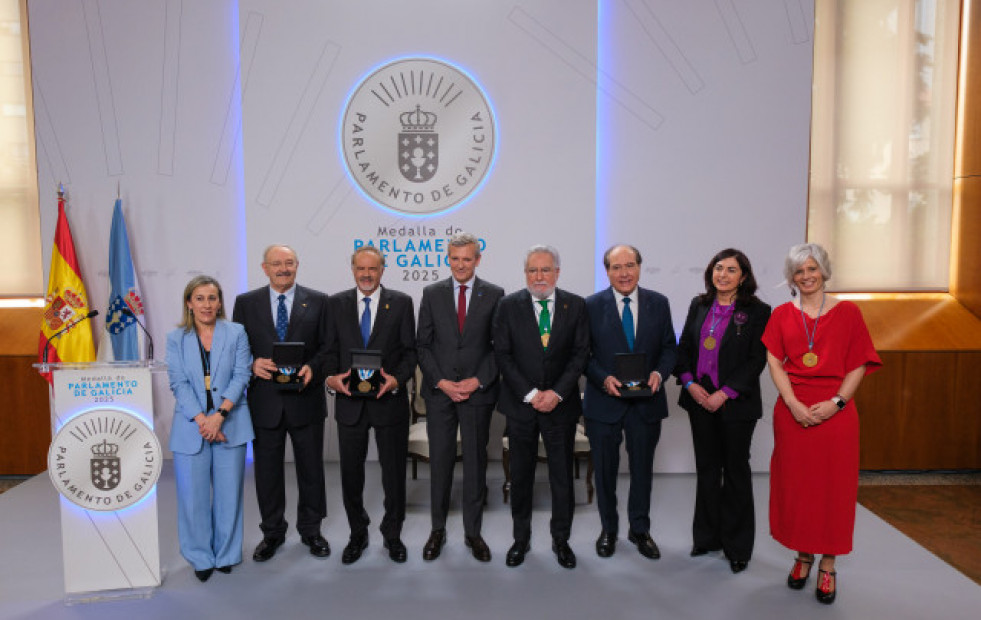 Rueda aboga en las Medallas del Parlamento por 