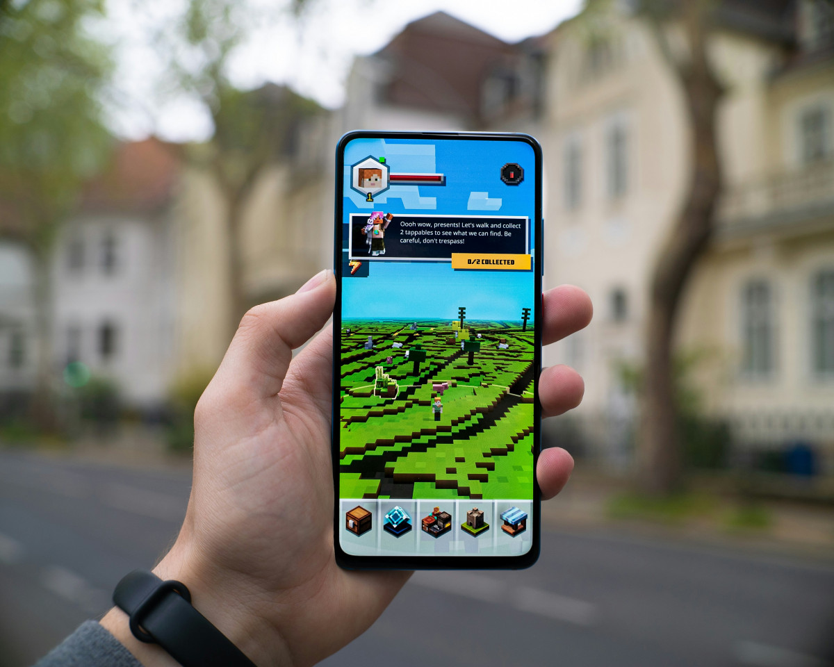 Mika baumeister sWVAxoLmIzY unsplash