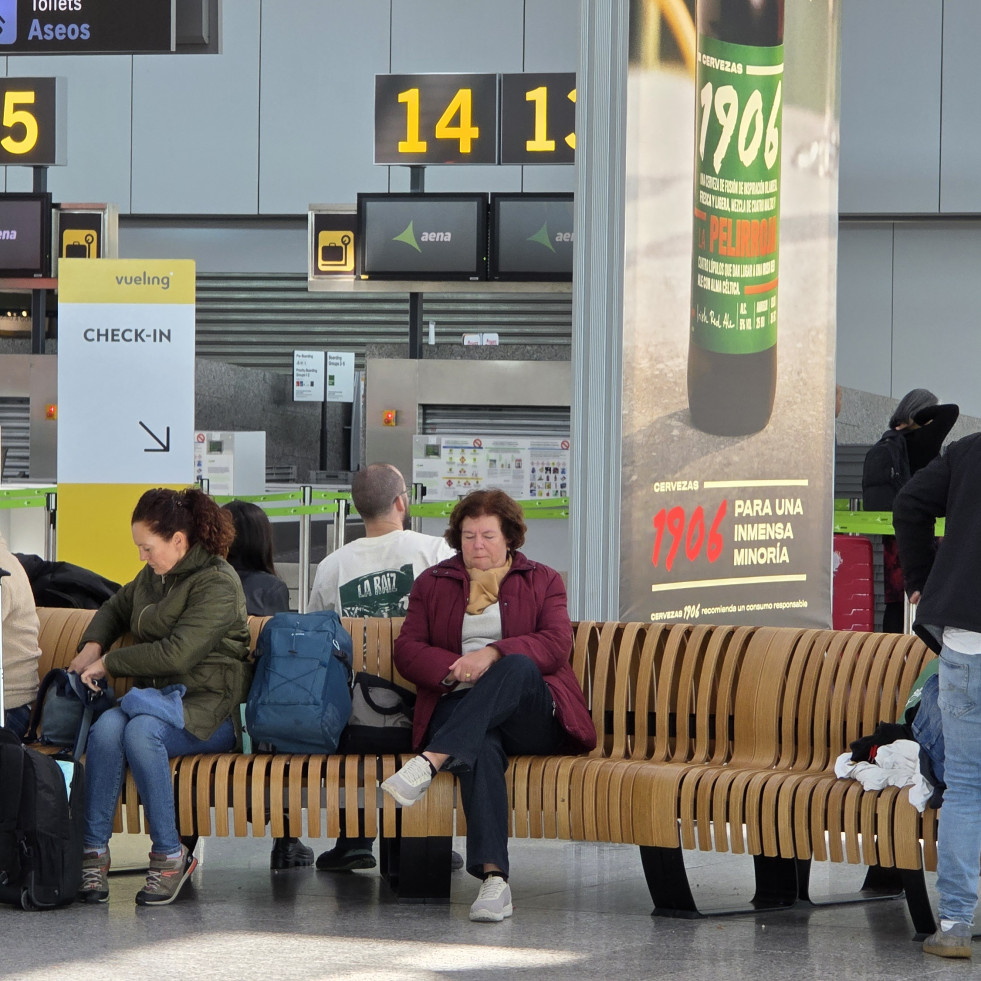 Aeropuerto de Santiago. Foto de Eladio Lois