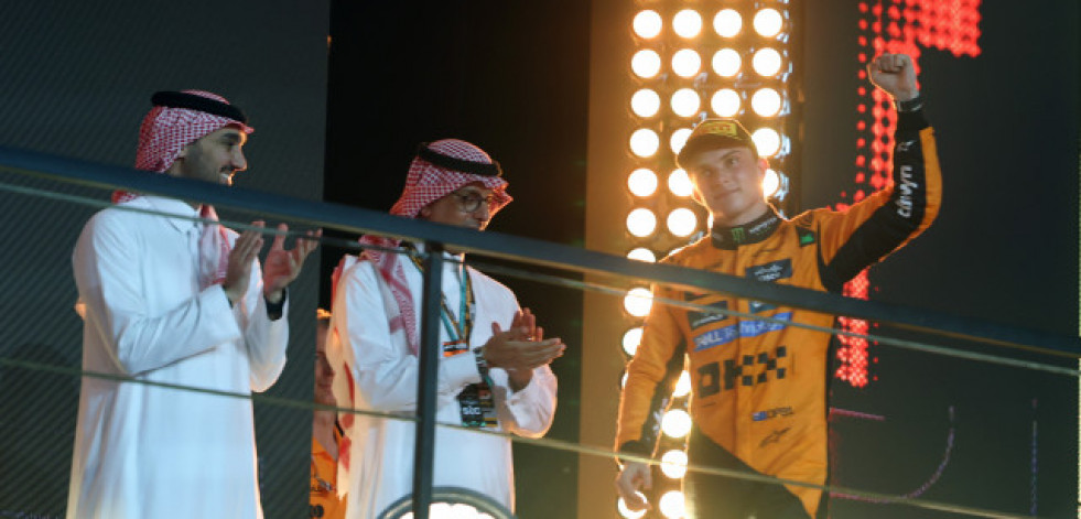 Piastri, nuevo líder del Mundial tras ganar en Yeda, donde Sainz fue octavo y Alonso, 11