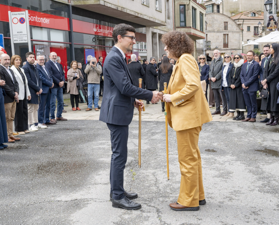 Os rexedores das duas localidades, Anxo Arca e Goretti Sanmartin, durante o acto