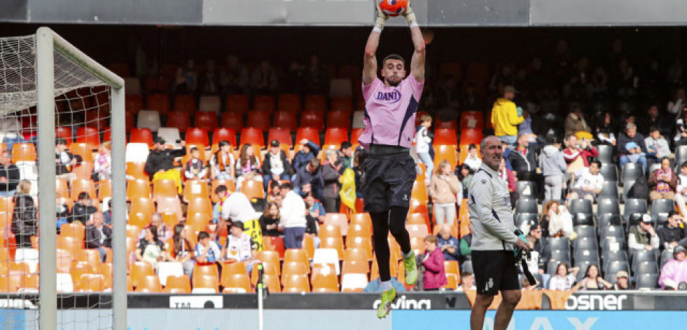 Joan García negó  la victoria al Valencia con grandes paradas (1-1)