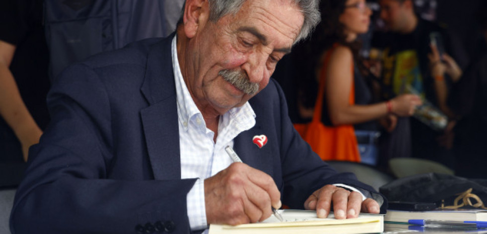 Revilla emplaza al rey emérito a 