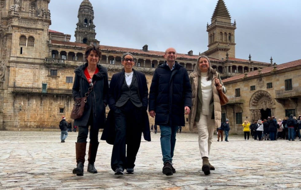 Los cuatro concejales expulsados del PSOE de Santiago pasan a ser no adscritos