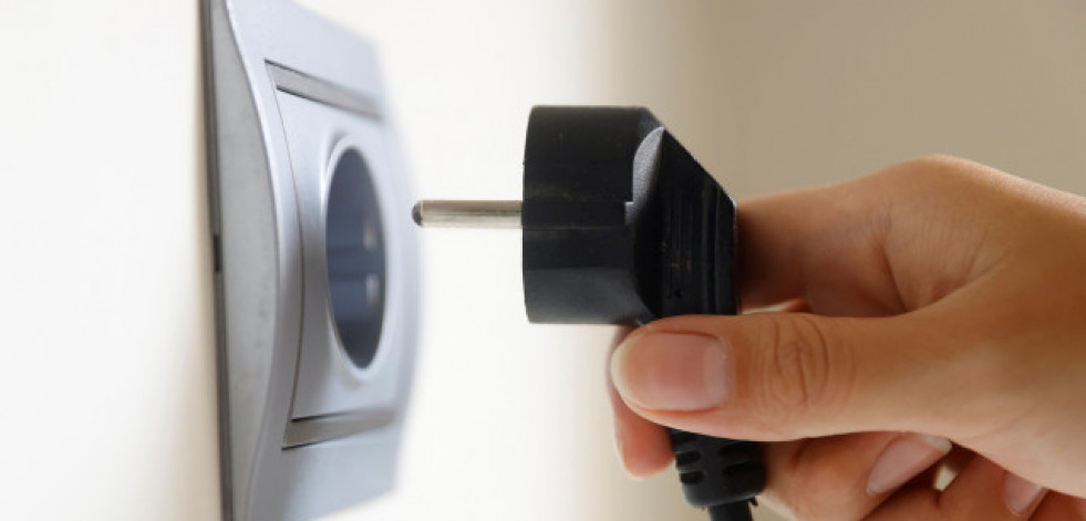 Cualquier corte de luz es indemnizable si dura más de tres minutos, según mediadores de seguros gallegos