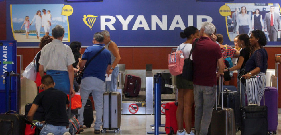 Ryanair denuncia a eDreams por realizar sobrecargos y reservas sin autorización