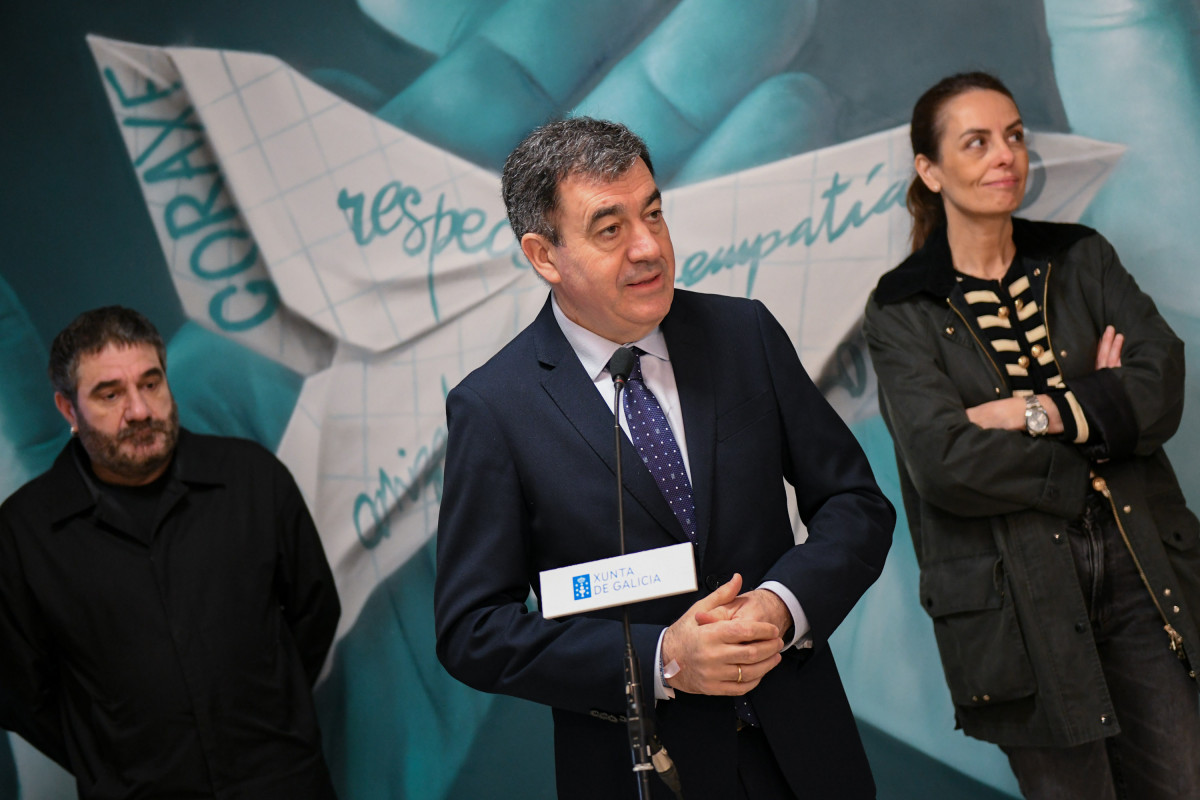 250502 Educaciou0301n VisitaMuralMonDevane MAC 02