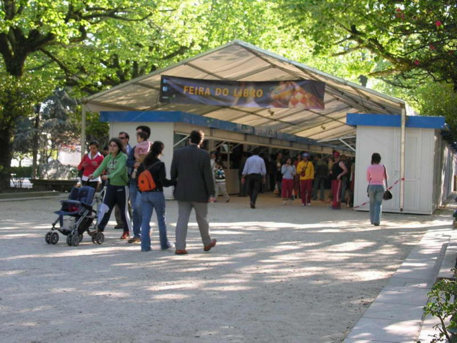Hércules de Ediciones presenta sus novedades y autores en la Feria del Libro de Santiago de Compostela