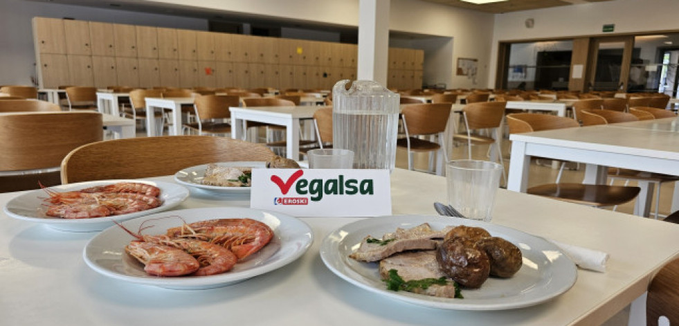 Vegalsa-Eroski hace una donación especial por el Día de la Madre a 14 entidades benéficas de Galicia y Asturias