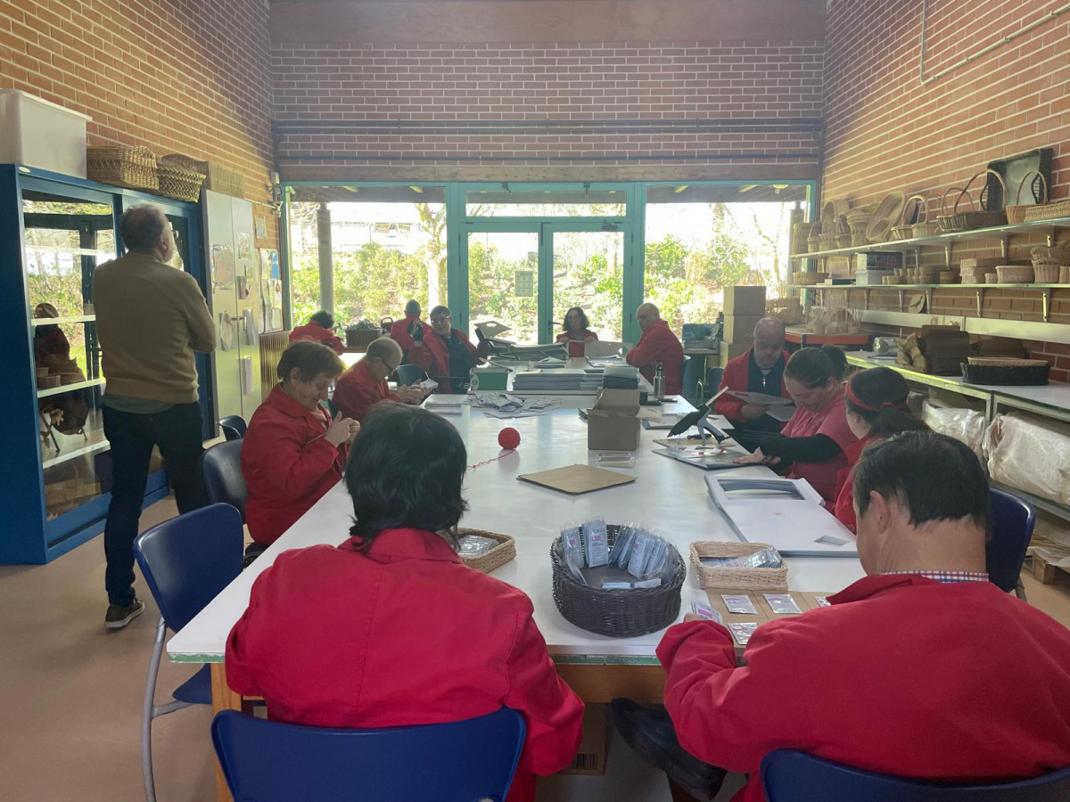 Taller aspas cestas