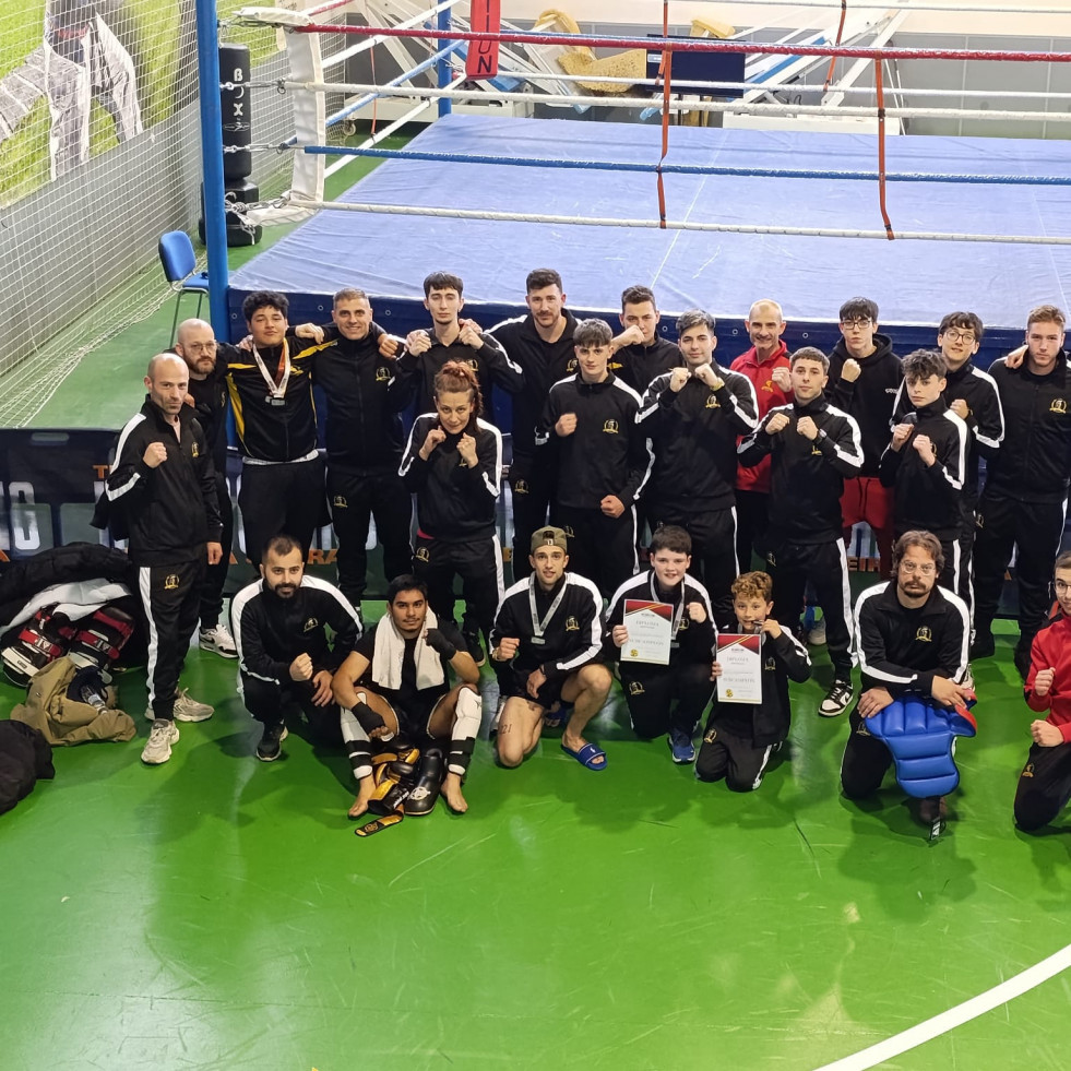 Bertamiráns arrasa con 14 medallas en el Torneo Clasificatorio de Kick Boxing de la Ribeira Sacra