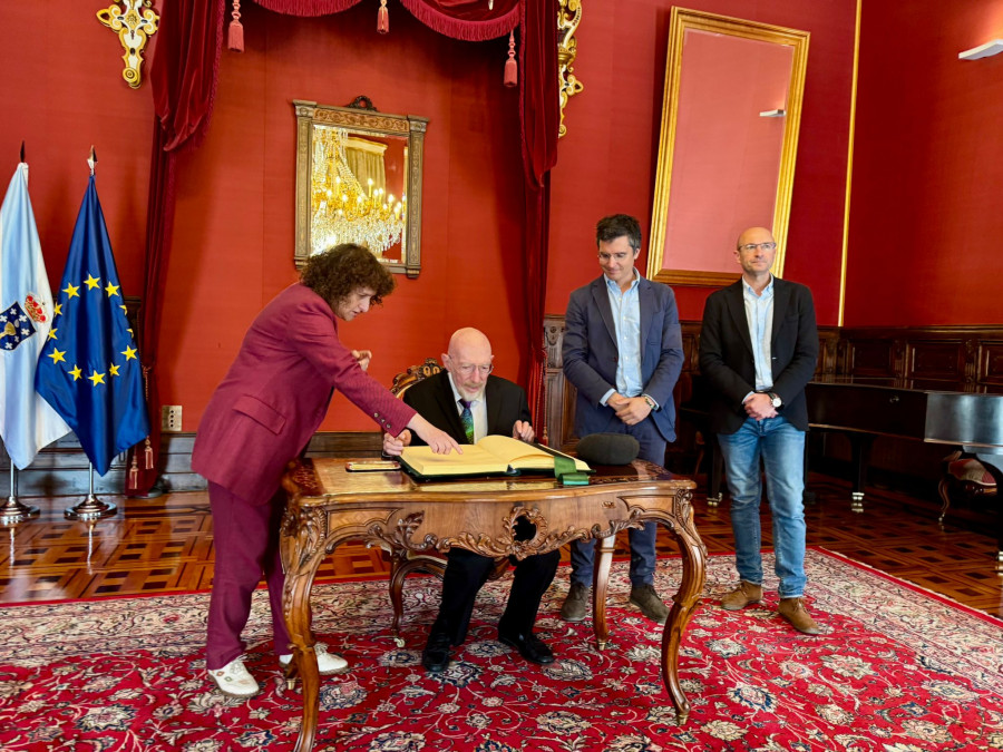 El Nobel de Física Kip Thorne visita Santiago