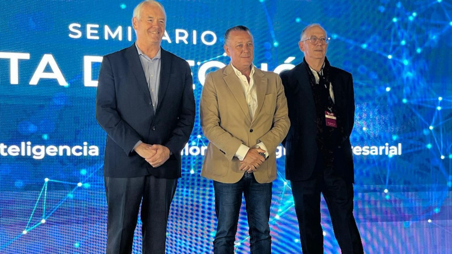 Fulton Armstrong abre el Seminario de Alta Dirección organizado por Cesuga