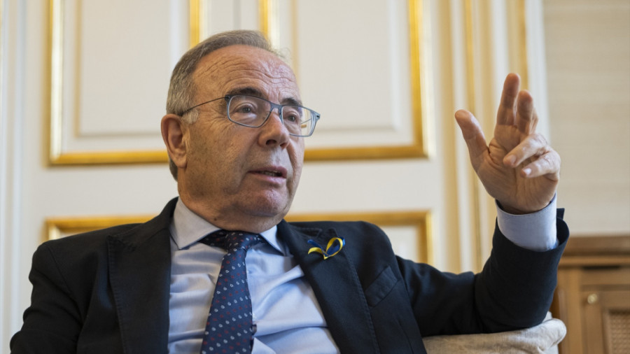 Bugallo, exalcade de Santiago, dimite como senador del PSOE