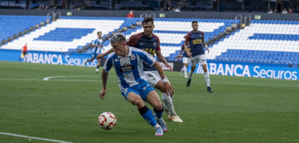 Una acción inexplicable deja al Fabril sin su merecida ventaja ante un UCAM muy rácano (0-0)