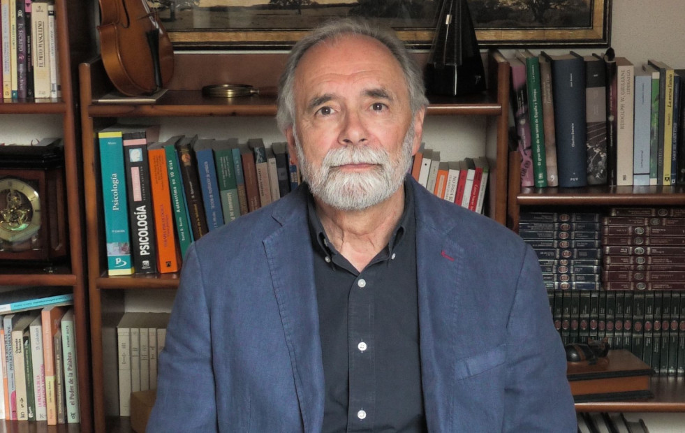 Gaspar de La Serna, psicoterapeuta: “El miedo a volar no tiene que ver con los aviones, aunque quien lo padece así lo crea”