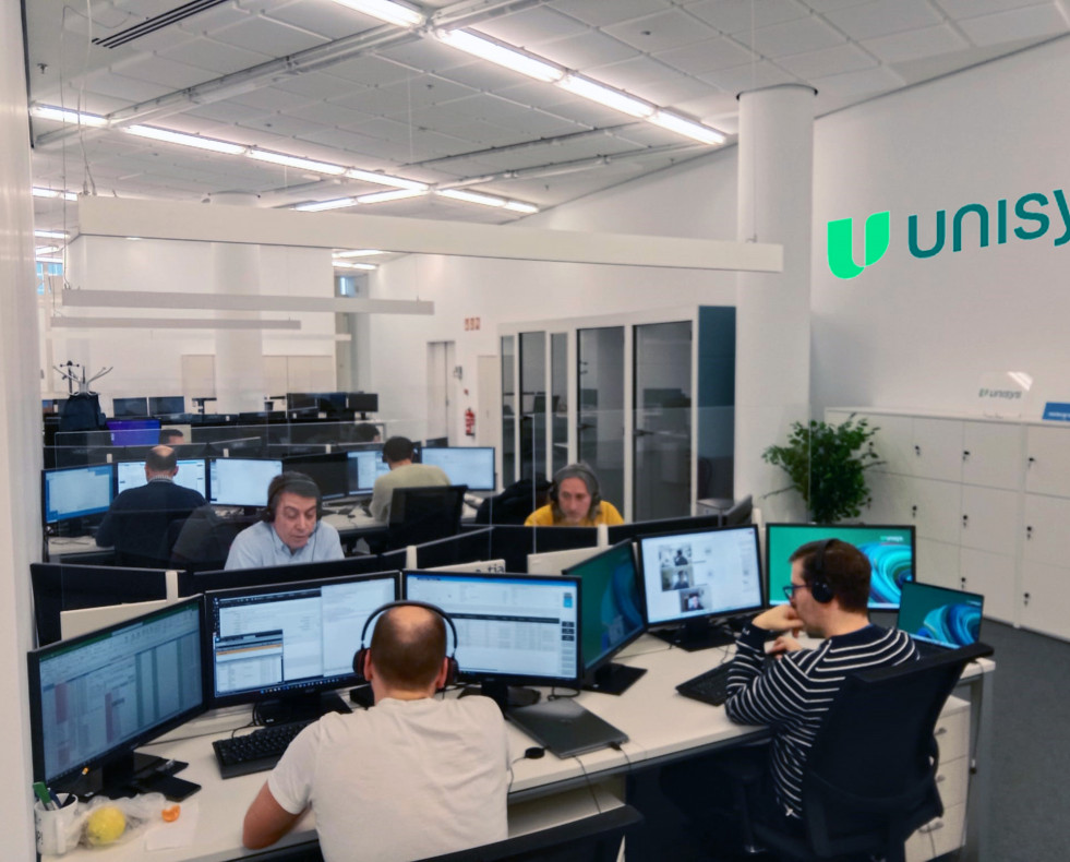 La empresa internacional tiene su sede gallega en Compostela