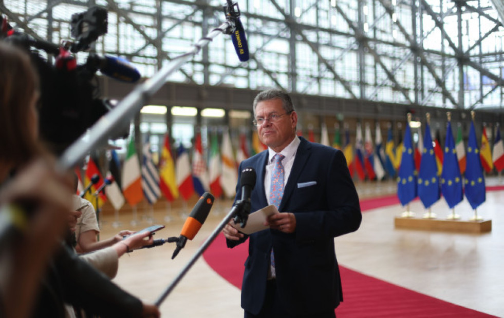 Bruselas y Washington intensifican la negociación para evitar la guerra comercial