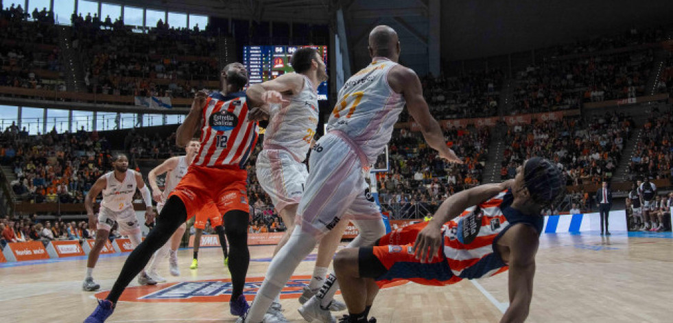 El Leyma Coruña mantiene un equilibrio en la ACB