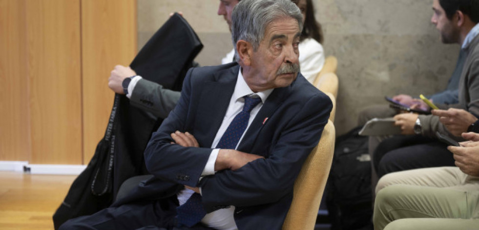 Finaliza sin avenencia el acto de conciliación entre el rey emérito, que no se ha presentado, y Revilla