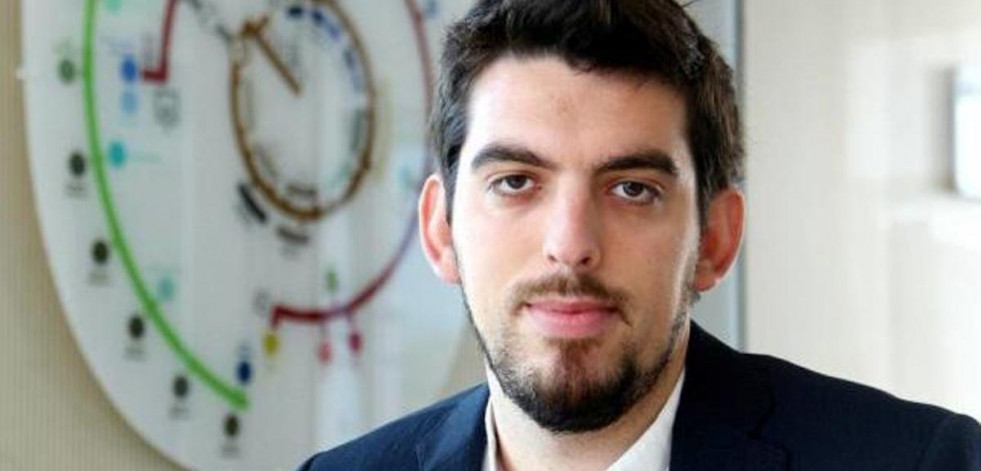 Ismael Yrigoy visita el Ateneo de Santiago para analizar la desigualdad social