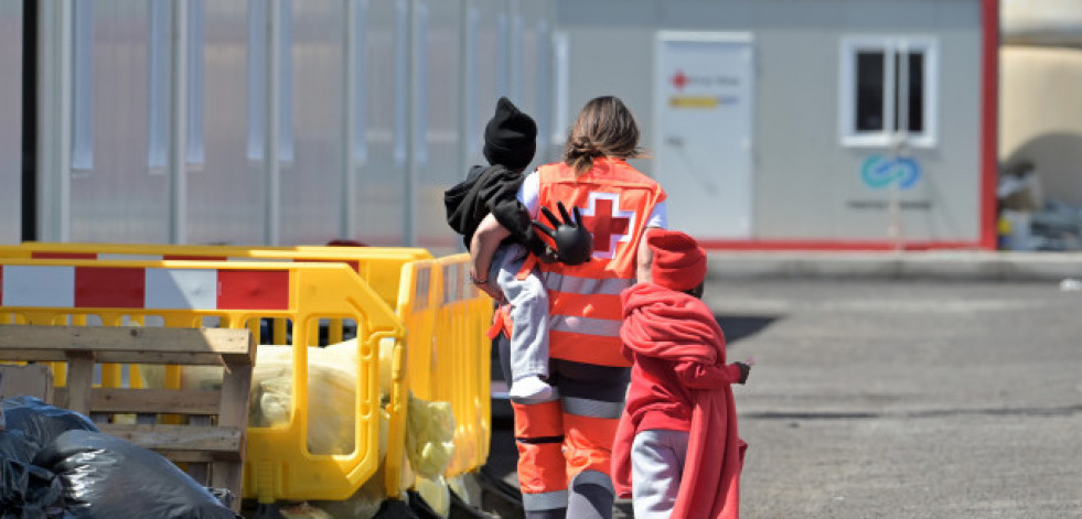 El PSOE propone regularizar a los migrantes que hayan llegado antes del 31 de diciembre de 2024