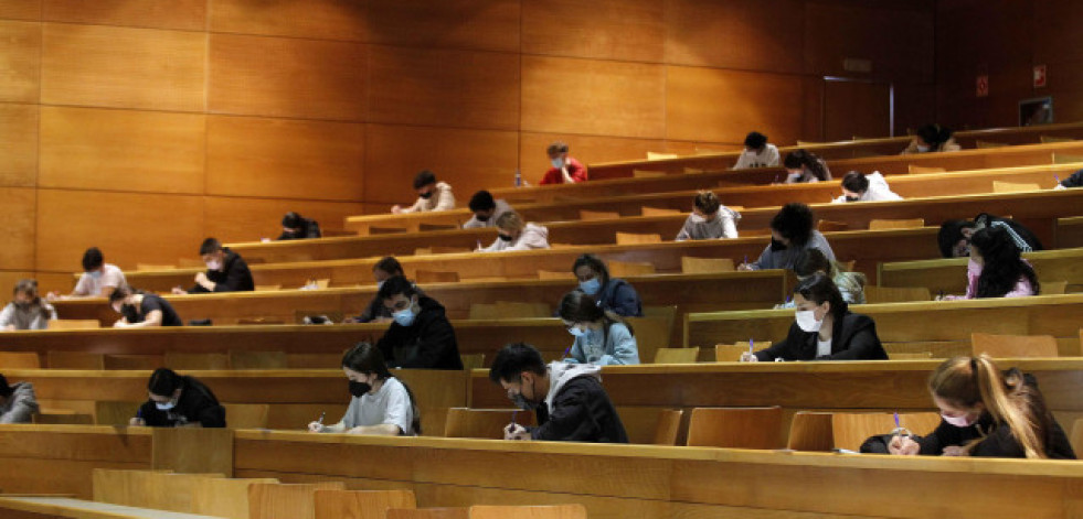 Los alumnos de Galicia consiguen la quinta nota más baja en selectividad del Estado, con un 6,87 de media