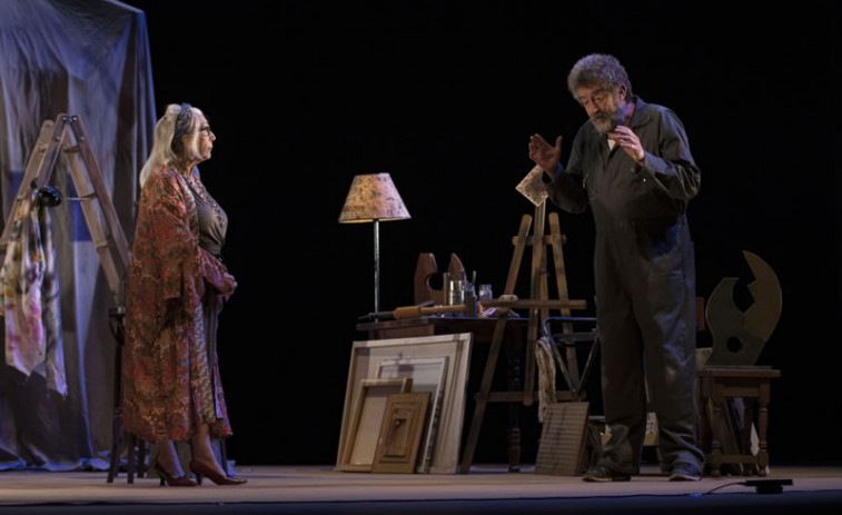 O Teatro Principal acolle este sábado o derradeiro pase de Gloria Nacional, despedida de catro anos de xira de Teatro do Noroeste
