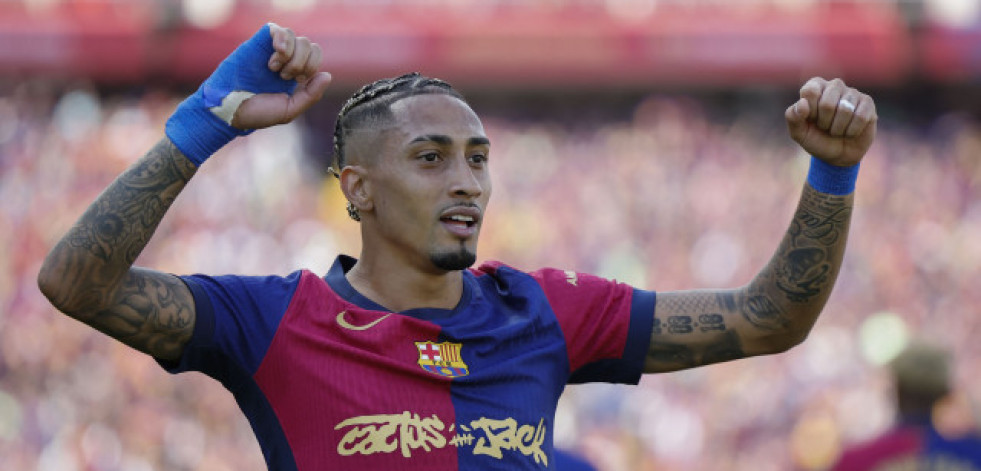 Raphinha amplia su contrato con el Barcelona hasta junio de 2028